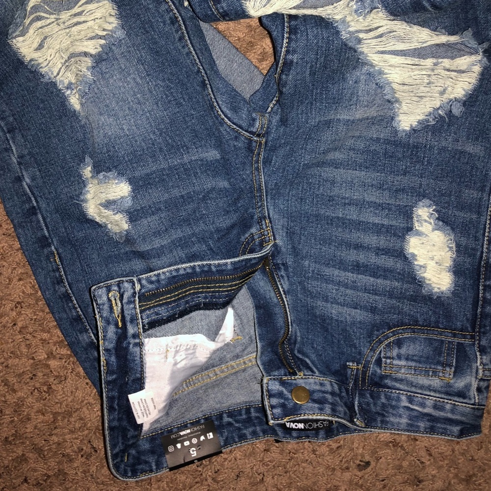 Fashion nova pants